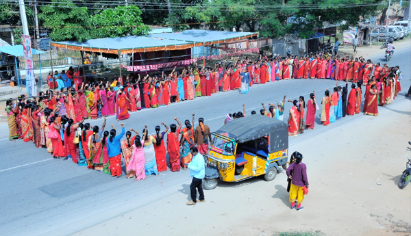 ctr anganwadi workers strike on 11th day