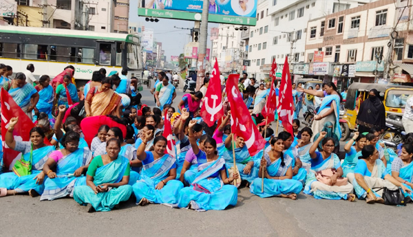 prakasam anganwadi workers strike on 11th day c