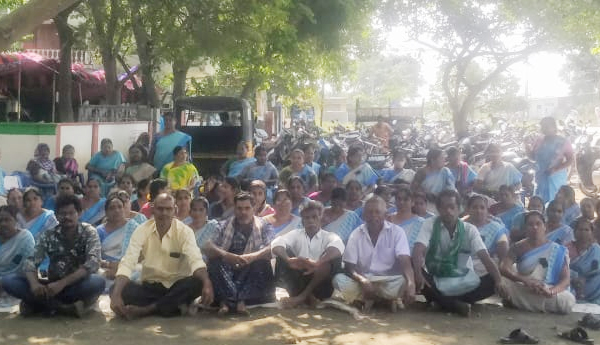 anganwadi workers strike 25th day eg