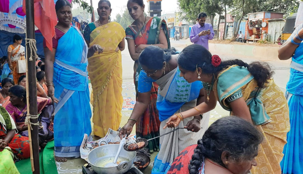 anganwadi workers strike 35day pongal festival food
