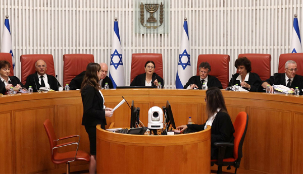 israels-supreme-court-strikes-down-disputed-law-that-limited-court