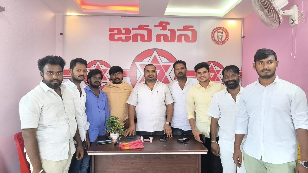 కూటమి విజయానికి కృషి చేసిన జనసైనికులకు సముచిత ప్రాధాన్యతకు కృషి - దేవర మనోహర్.